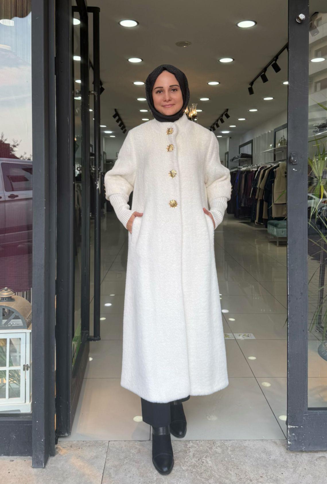 Angora kaban Hakim yaka Triko ve Düğme Detaylı Ekru