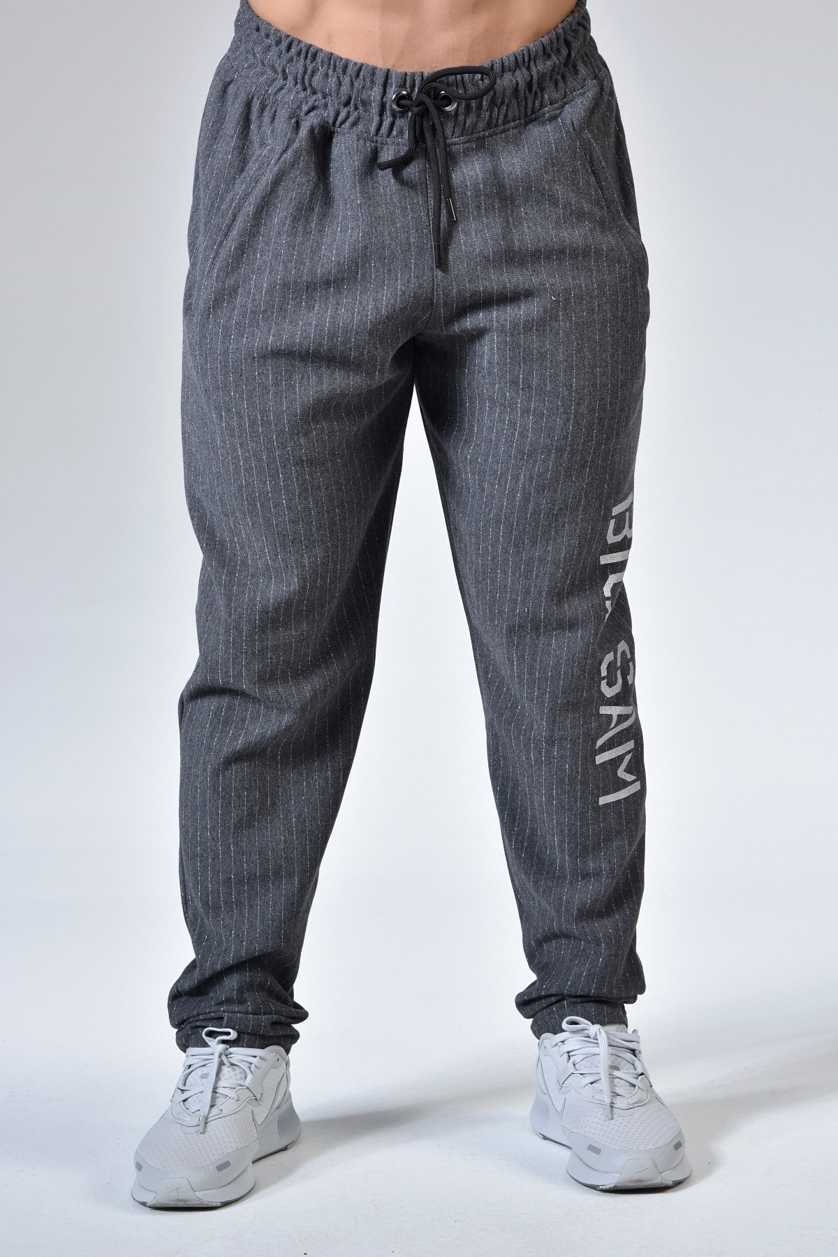 Mens Athletic Fit Sweatpants with Zippered Pockets