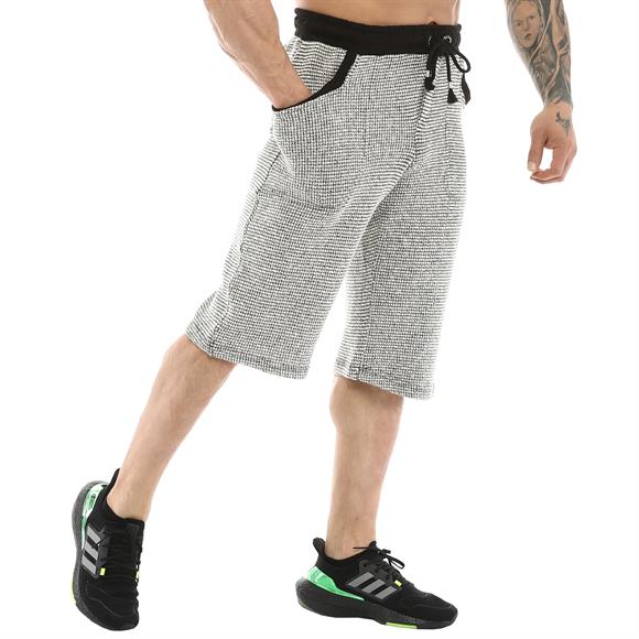 Textured Capri Shorts