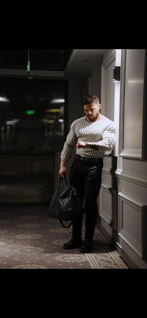 Mens Slim Fit Sweatshirt