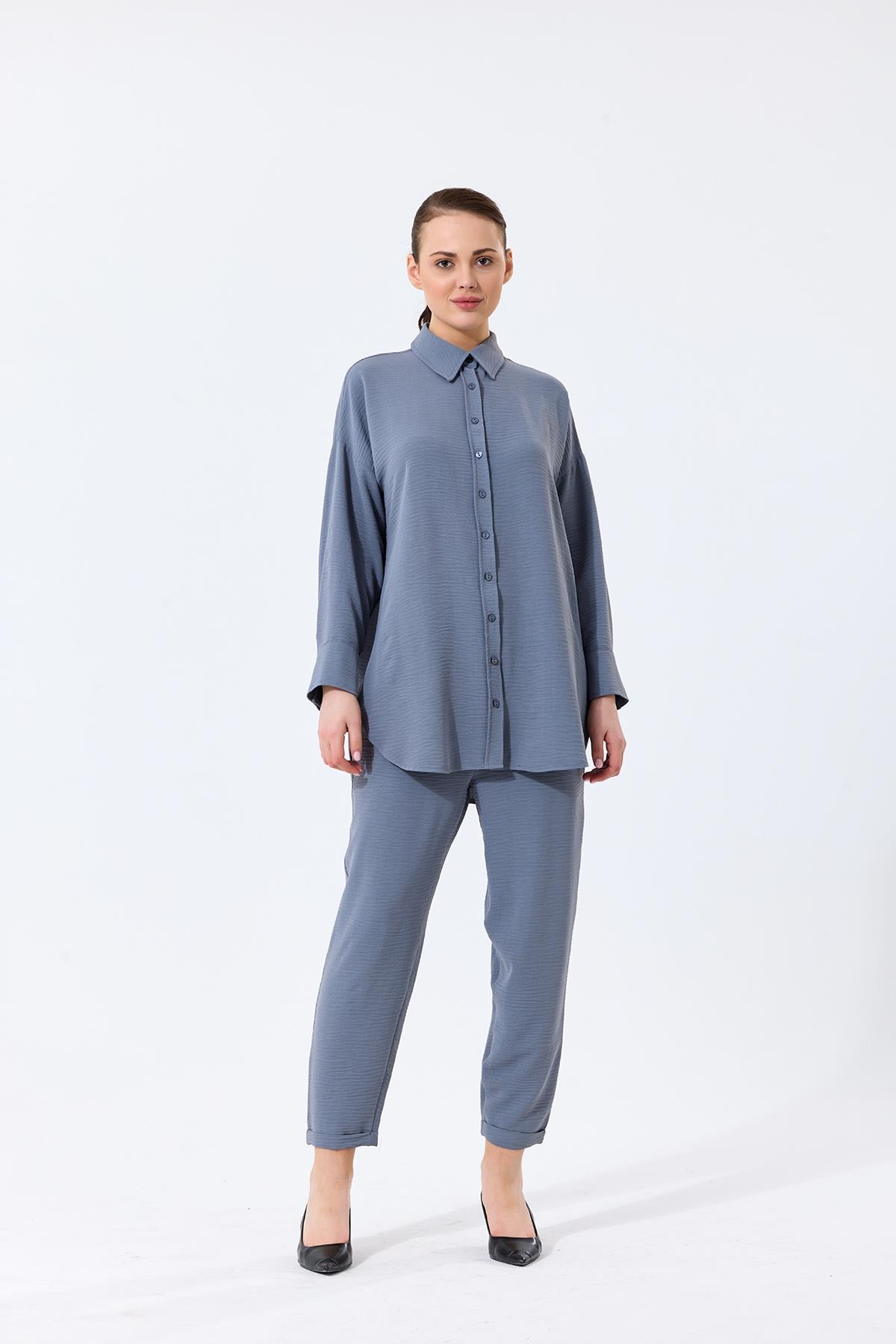 Aerobin Kumaş Gömlek Yaka Düğmeli Dar Paça Pantolon Cep Detaylı Lotus İkili Takım Gri