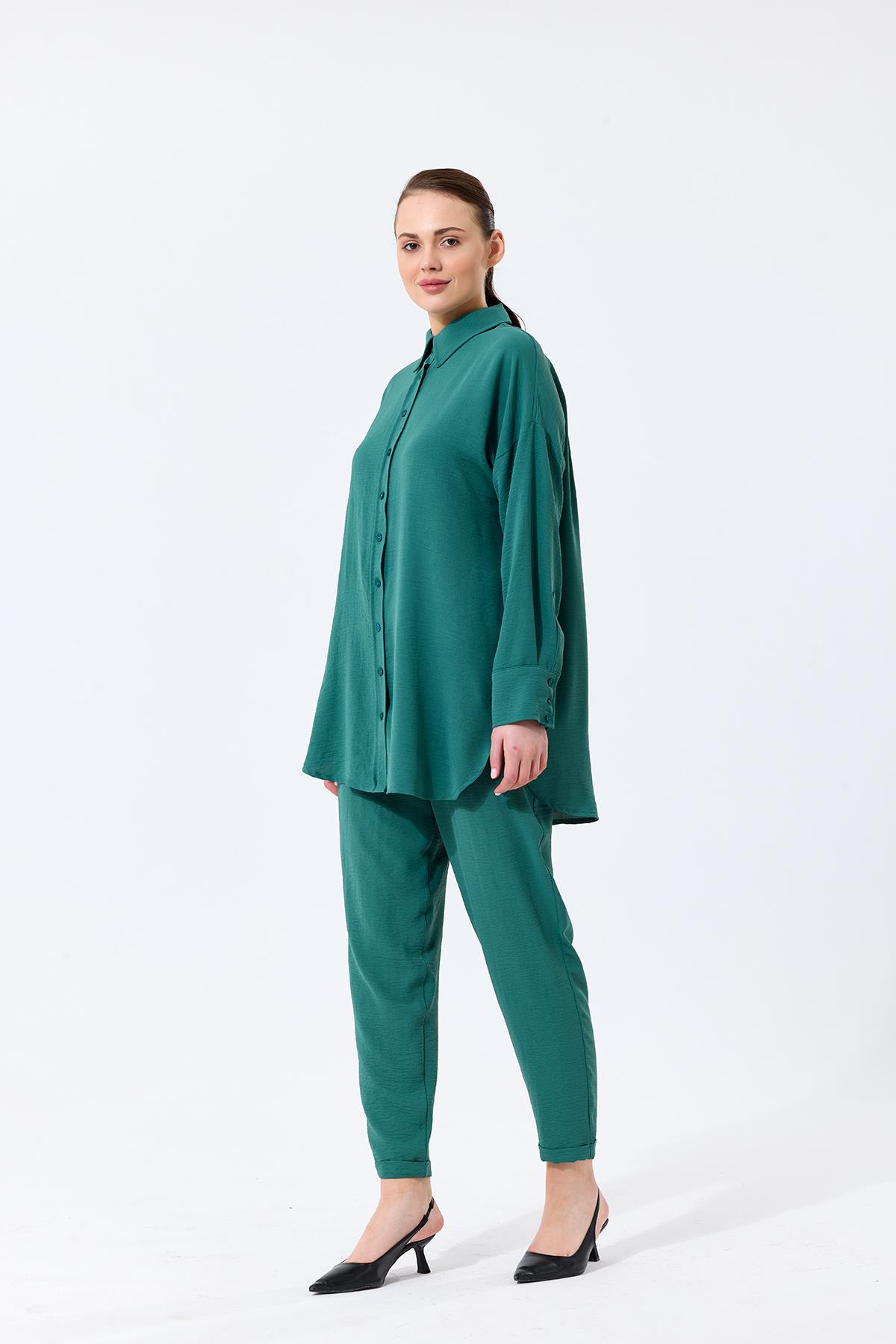 Aerobin Kumaş Gömlek Yaka Düğmeli Dar Paça Pantolon Cep Detaylı Lotus İkili Takım Yeşil