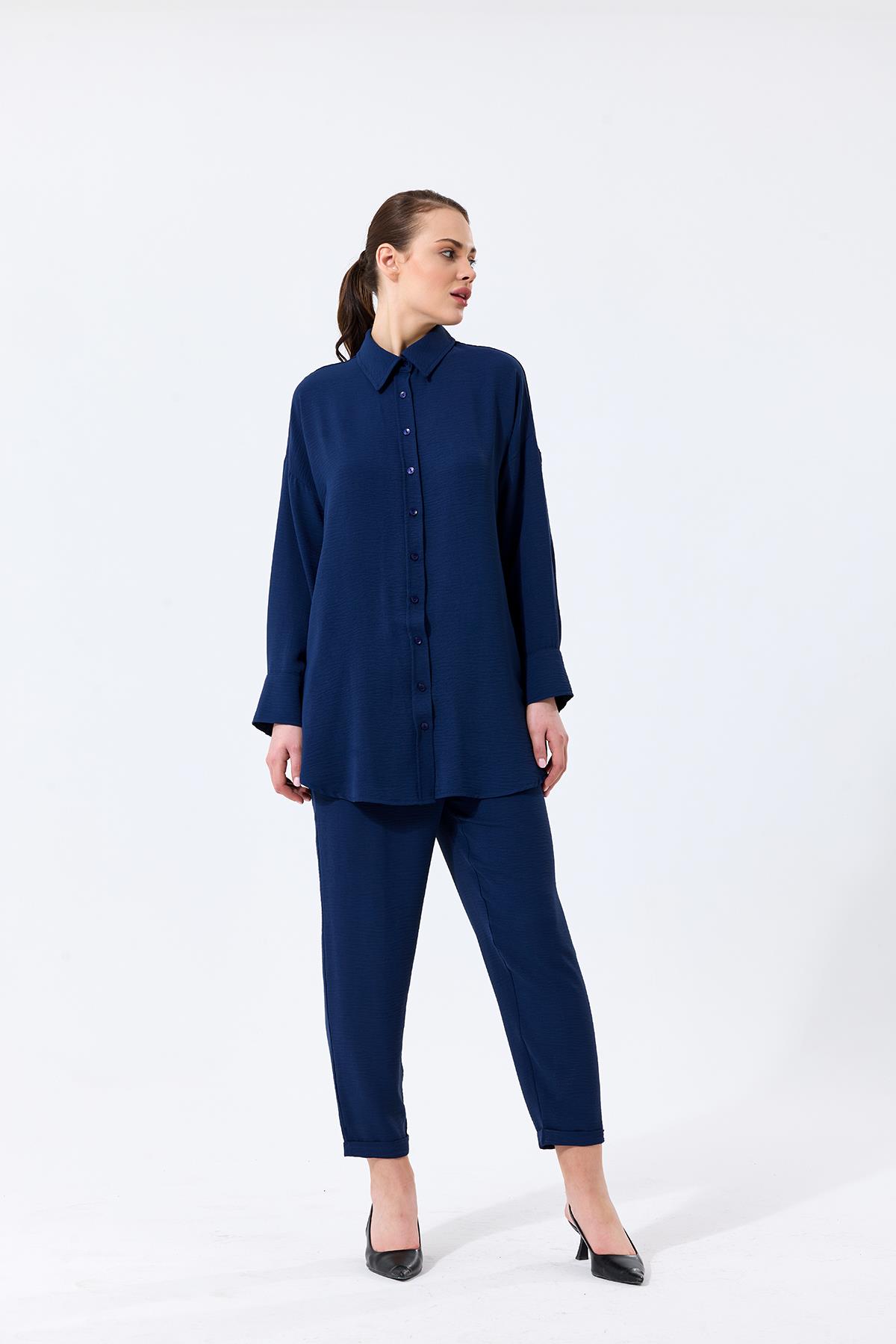 Aerobin Kumaş Gömlek Yaka Düğmeli Dar Paça Pantolon Cep Detaylı Lotus İkili Takım Lacivert