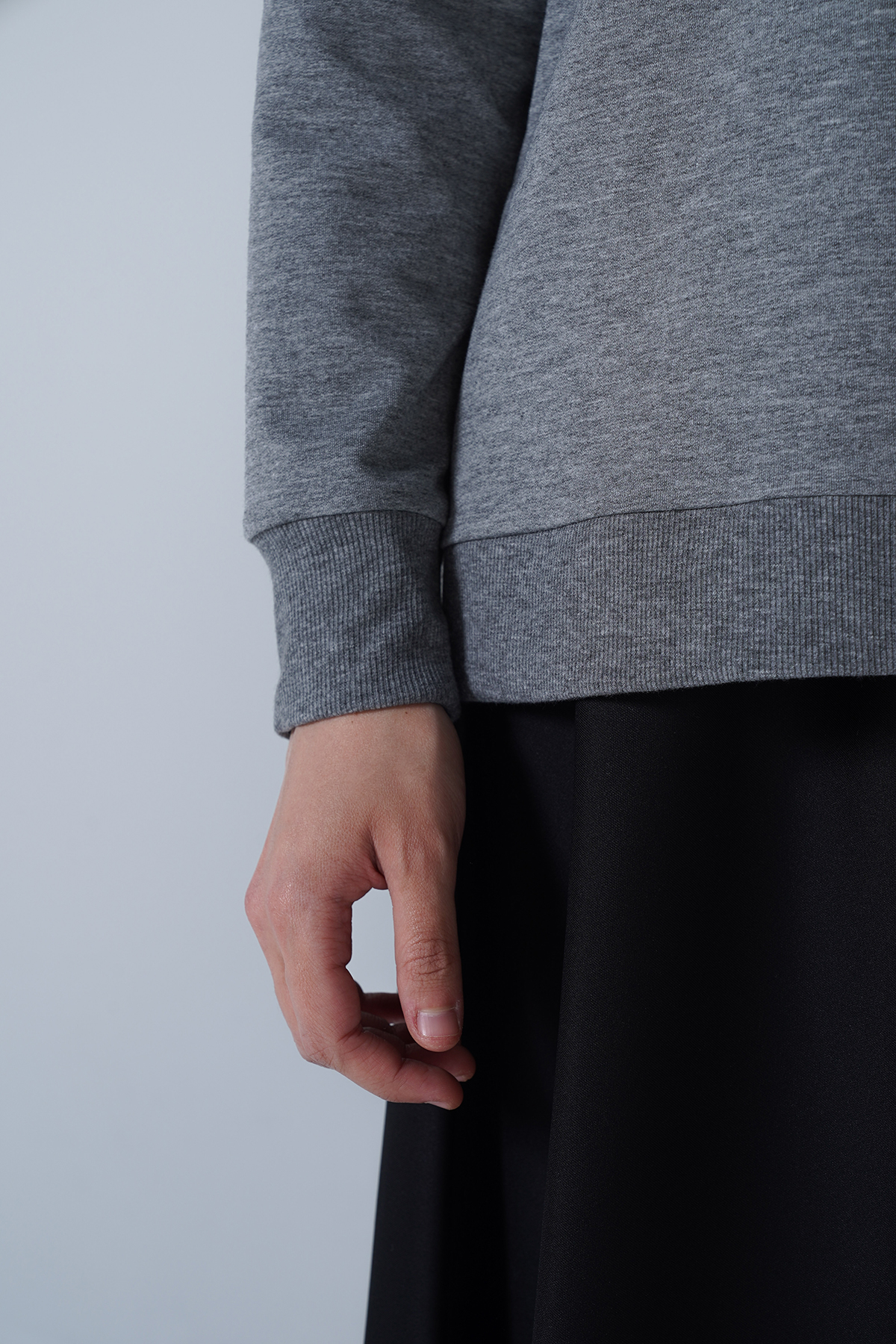 Bisiklet Yaka Basic İki İplik Sweat Gri