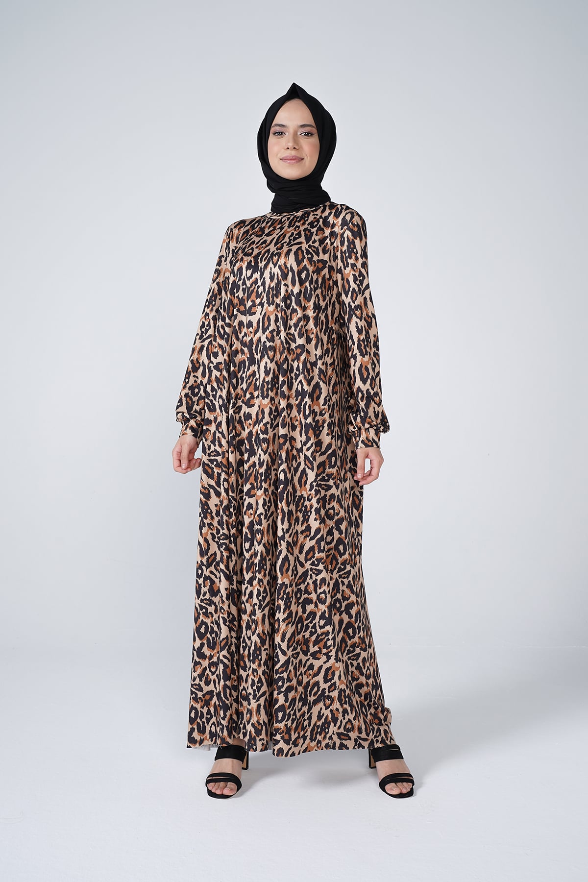 Leopar Desen Mikro Kumaş Uzun Vera Elbise Siyah