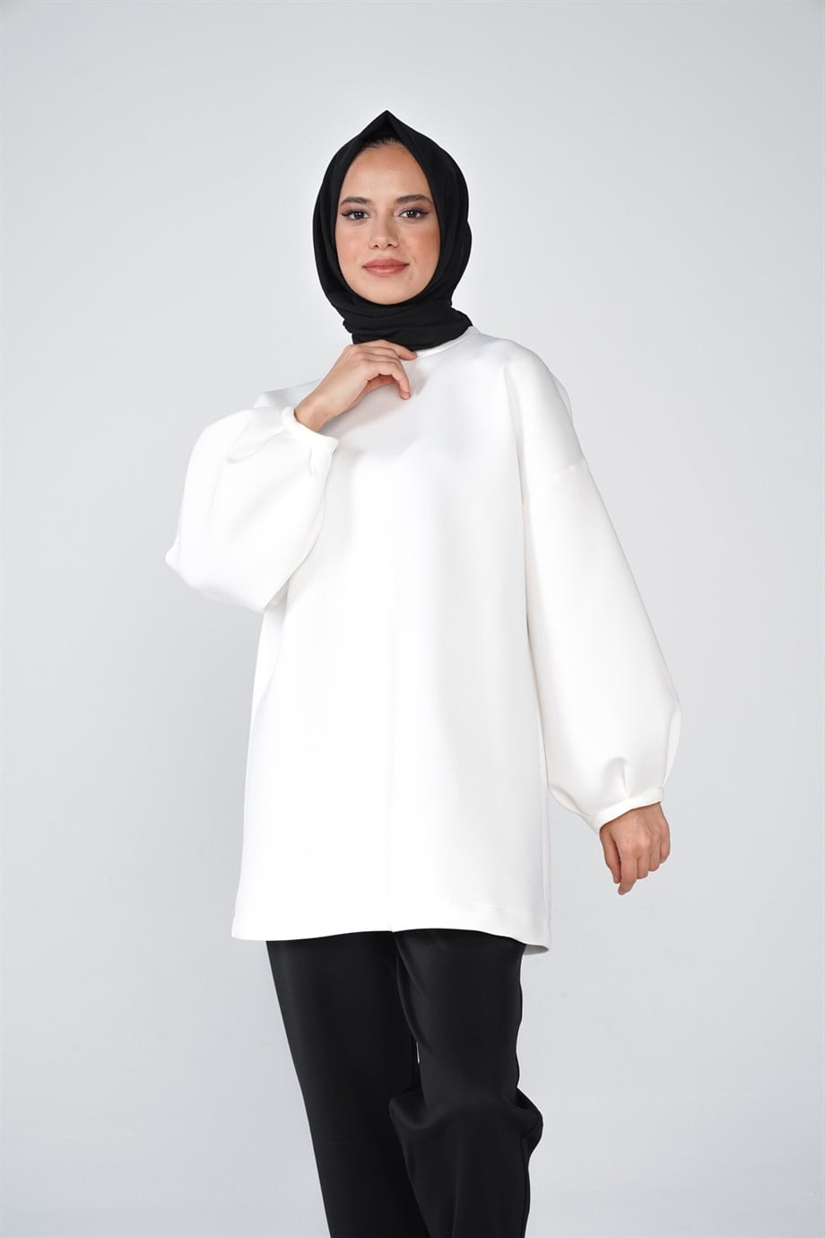 Scuba Kumaş Balon Kol Bisiklet Yaka Bubble Basic Tunik Beyaz