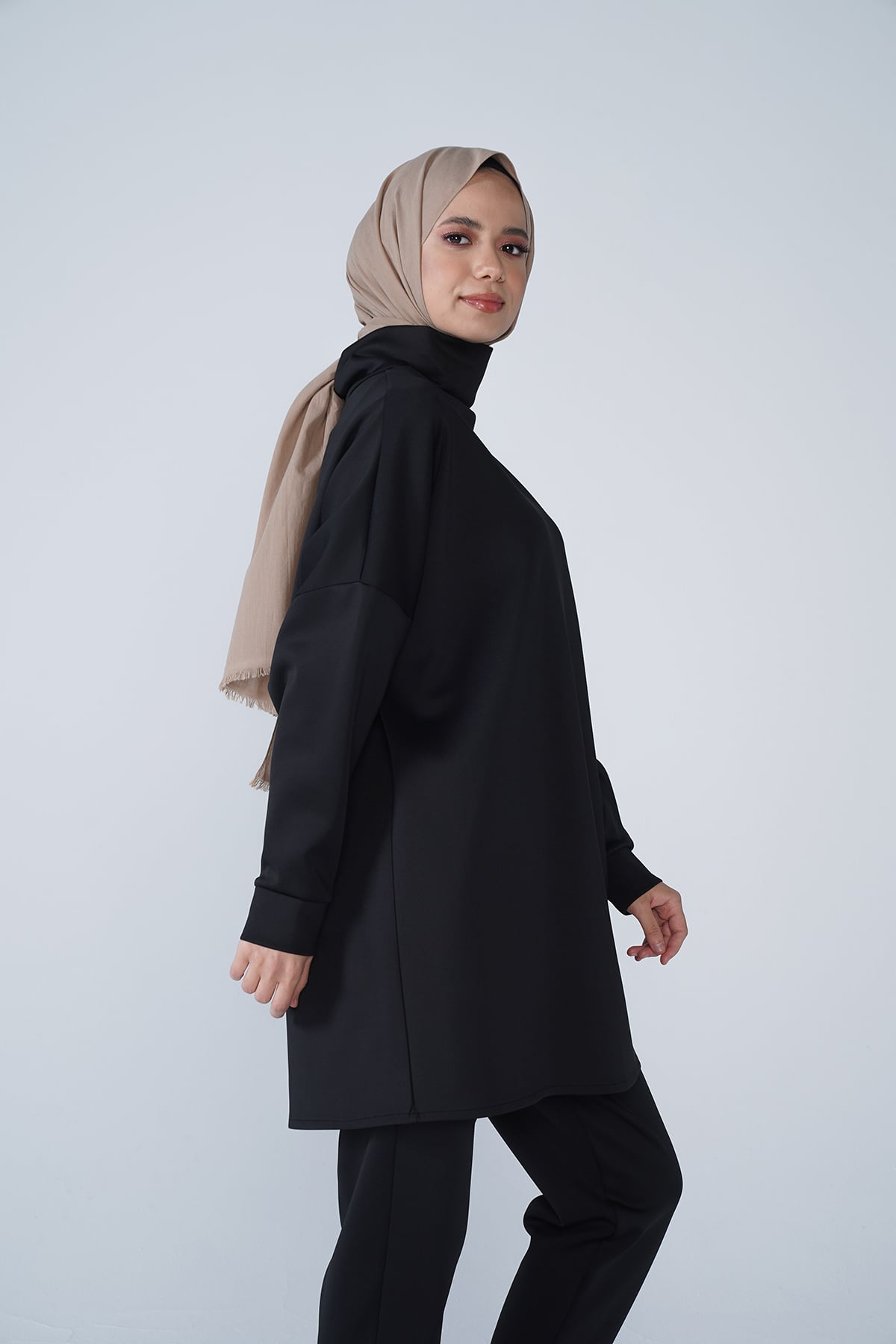 Yüksek Yaka Basic Scuba Tunik Siyah