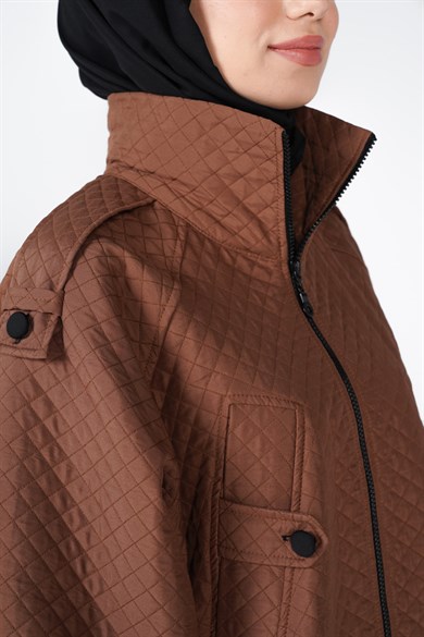 Bella Kapitone Kumaş Fermuar Ve Cep Detaylı Ceket Taba