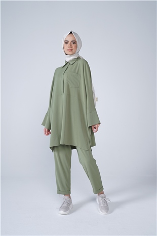 Gömlek Yaka Cep Ve Düğme Detaylı Berfin İkili Takım Yeşil