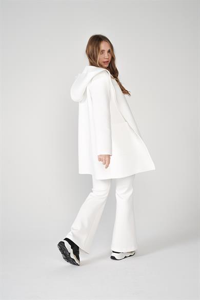 Puf Kap Ceketli Kapüşonlu Scuba Kumaş Üçlü Susi Takım Beyaz