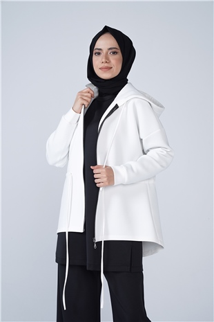 Puf Kumaş Kapşonlu Fermuar Ve Büzgü Detaylı Kap Beyaz