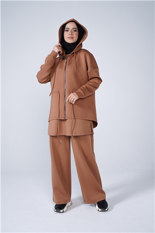 Puf Kumaş Kapşonlu Fermuar Ve Büzgü Detaylı Kap Taba