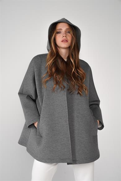 Puf Kumaş Kapüşonlu Cepli Yaka Çıtçıt Detaylı Nicole Kap Gri Melanj