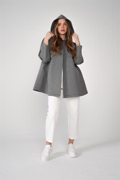 Puf Kumaş Kapüşonlu Cepli Yaka Çıtçıt Detaylı Nicole Kap Gri Melanj
