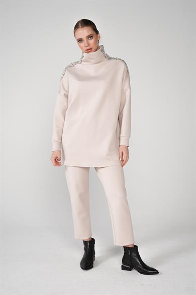 Scuba Kumaş Omuz Taş İşlemeli Tunik Ve Havuç Pantolonlu Shine İkili Takım Taş