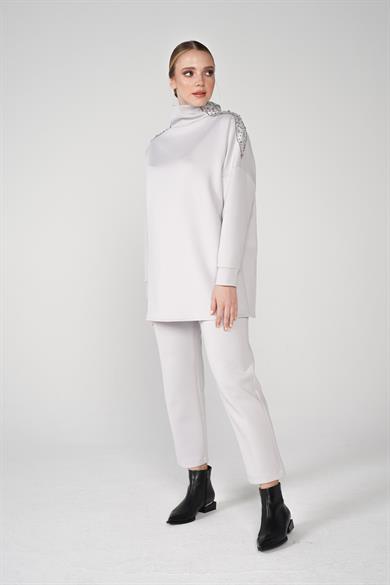 Scuba Kumaş Omuz Taş İşlemeli Tunik Ve Havuç Pantolonlu Shine İkili Takım Gri