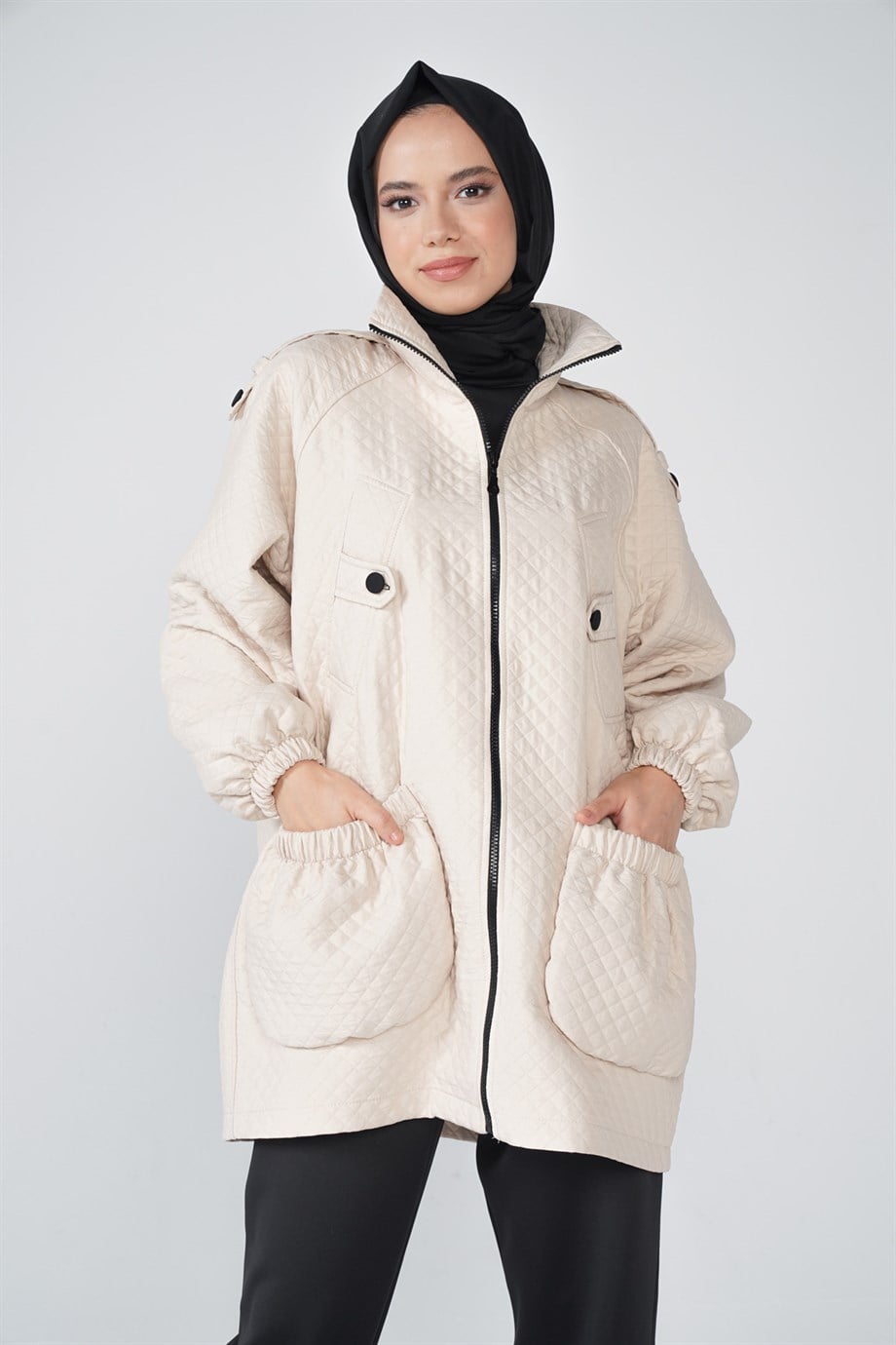 Bella Kapitone Kumaş Fermuar Ve Cep Detaylı Ceket Taş