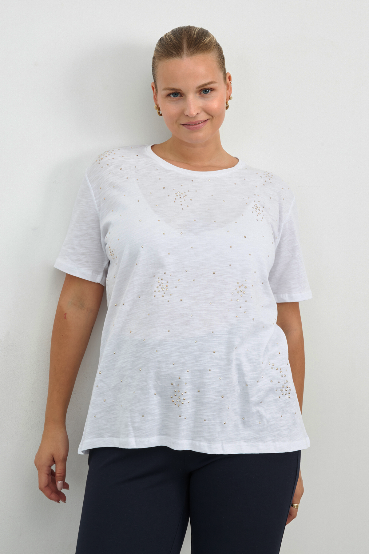 BEYAZ TAŞLI T-SHIRT | curly