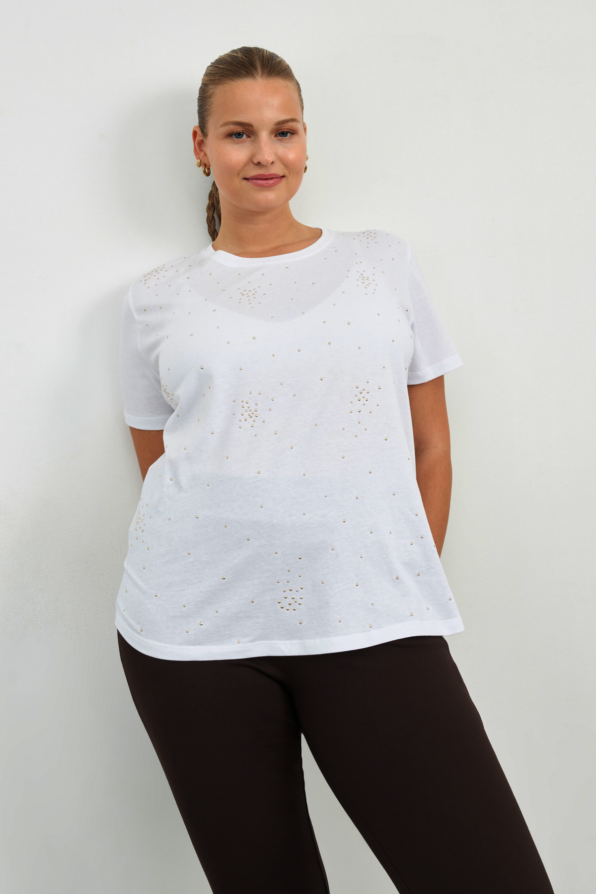 BEYAZ SERPME TAŞLI T-SHIRT | curly