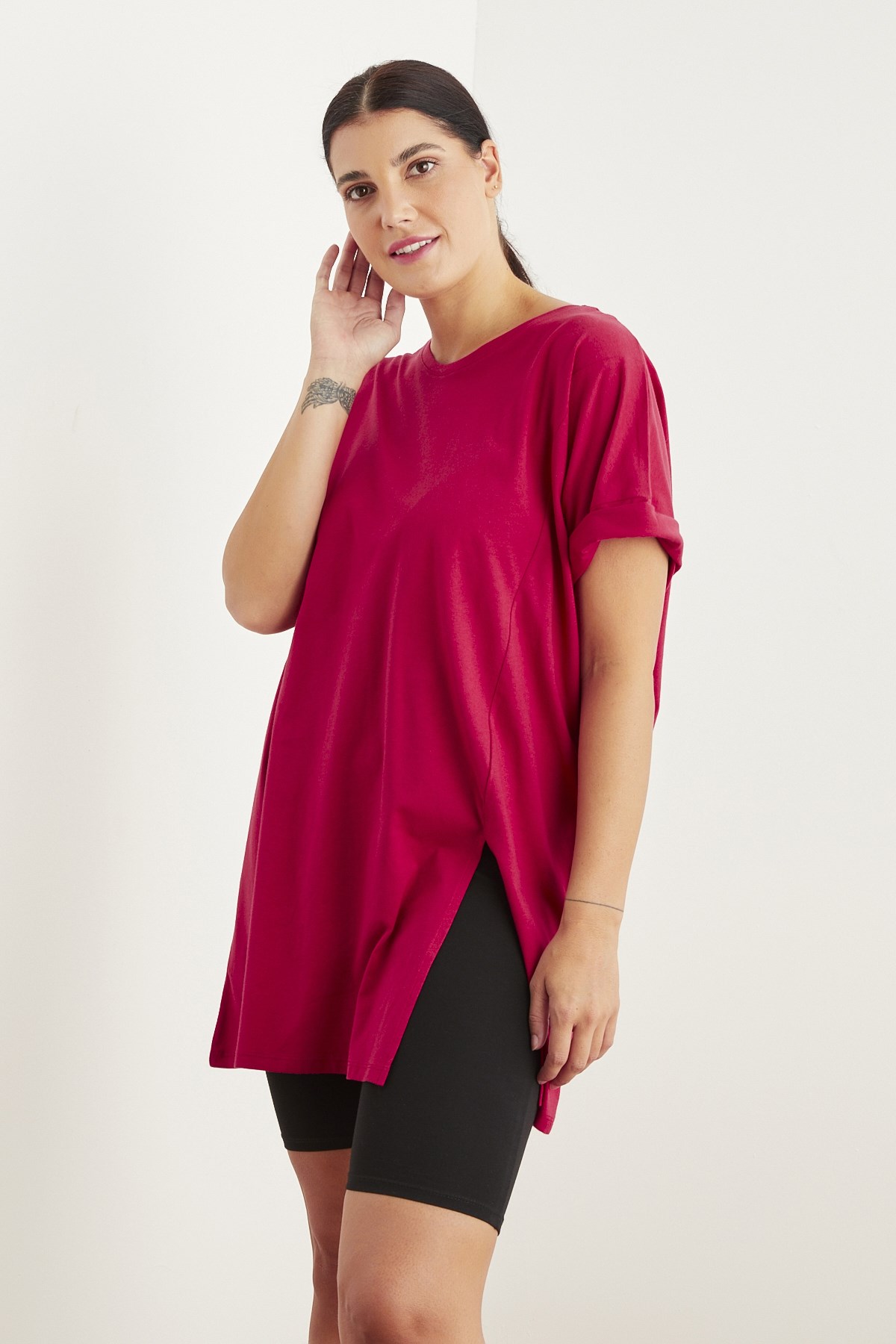 BORDO YANI YIRTMAÇLI UZUN T-SHIRT | curly