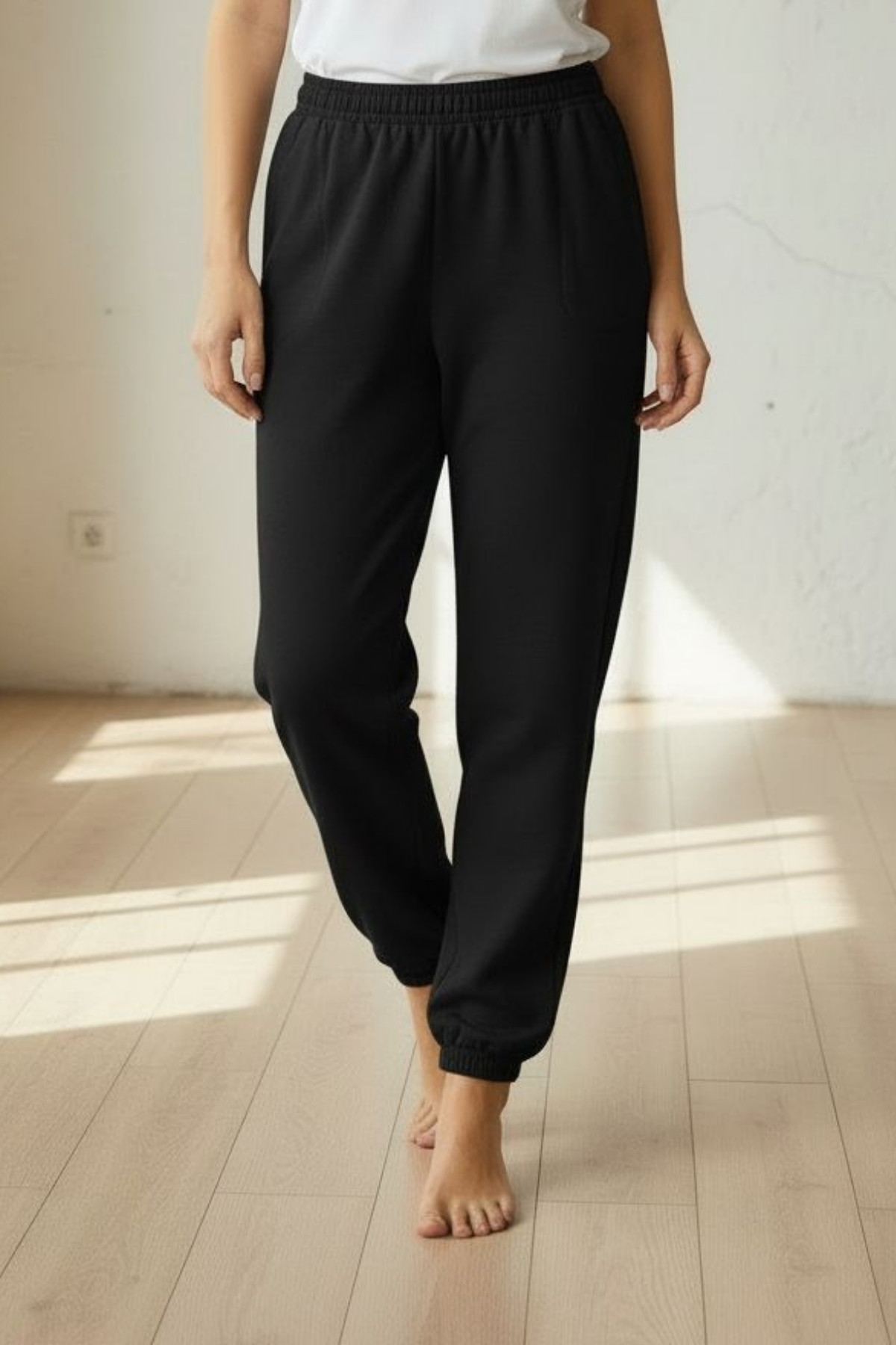 SİYAH PAÇASI LASTİKLİ ŞARDONLU EŞOFMAN ALTI | curly