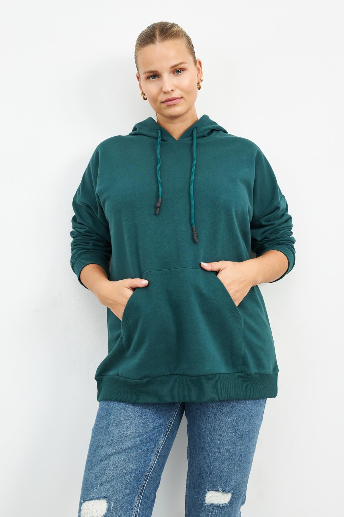 YEŞİL ŞARDONLU KANGURU CEPLİ SWEATSHIRT | curly