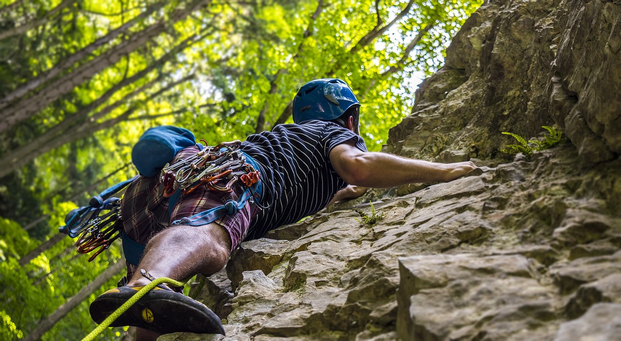 Outdoor Spor Nedir? Doğanın Kollarında Aktivite Keyfi