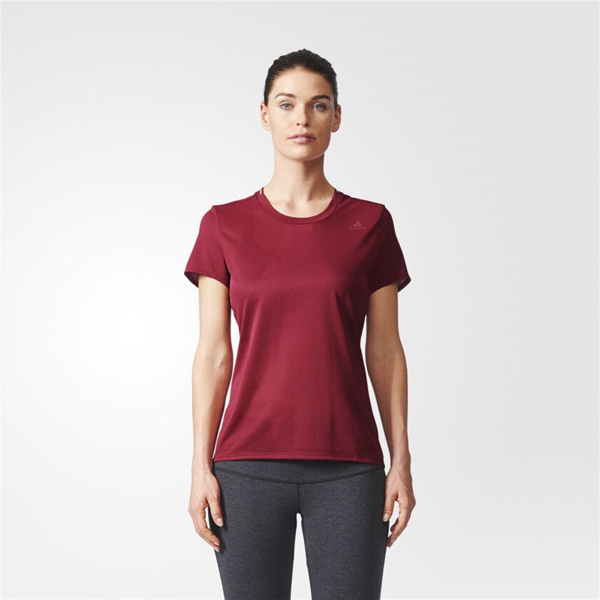 adidas Sn Ss Tee W Kadın Tişört