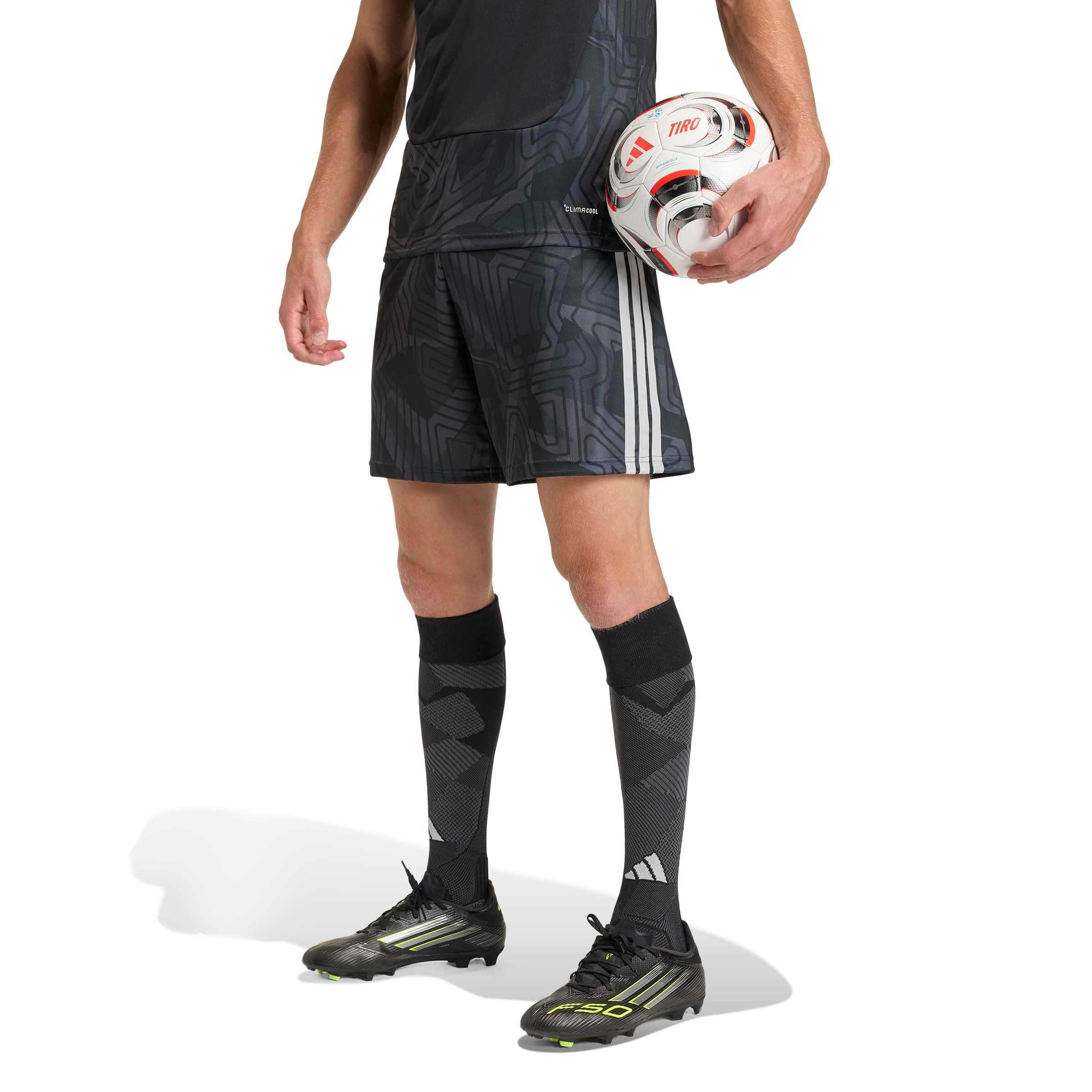 Adidas T26 C Gk Sho M Erkek Şort KC5351