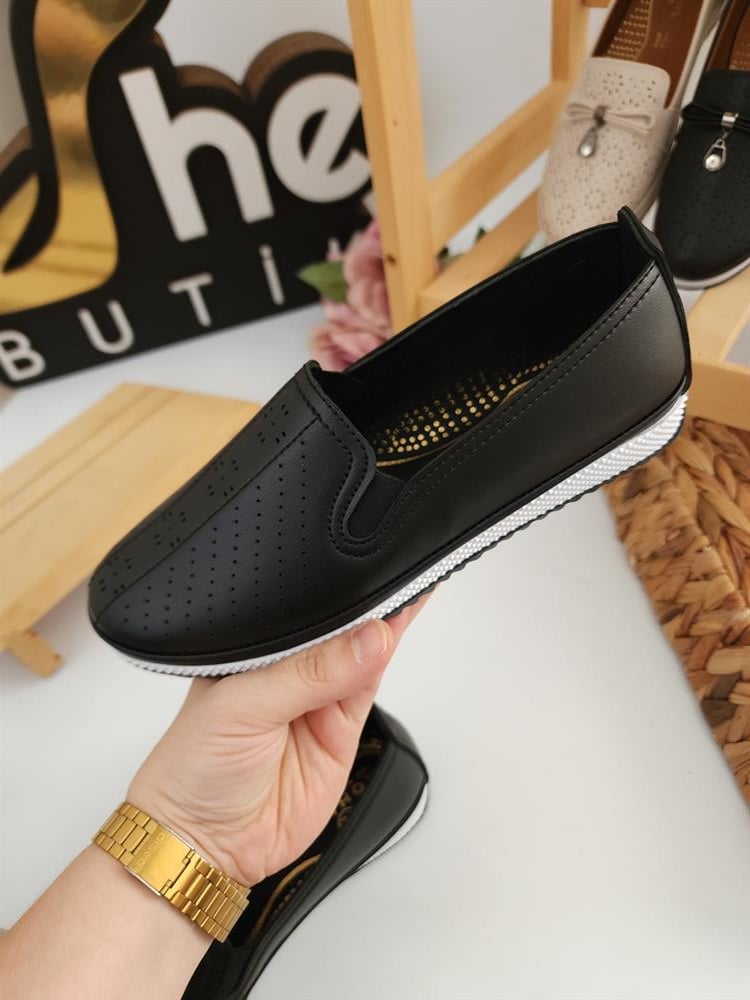 TOMS SİYAH