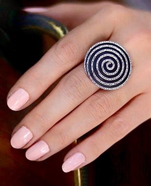 Spiral Yüzük