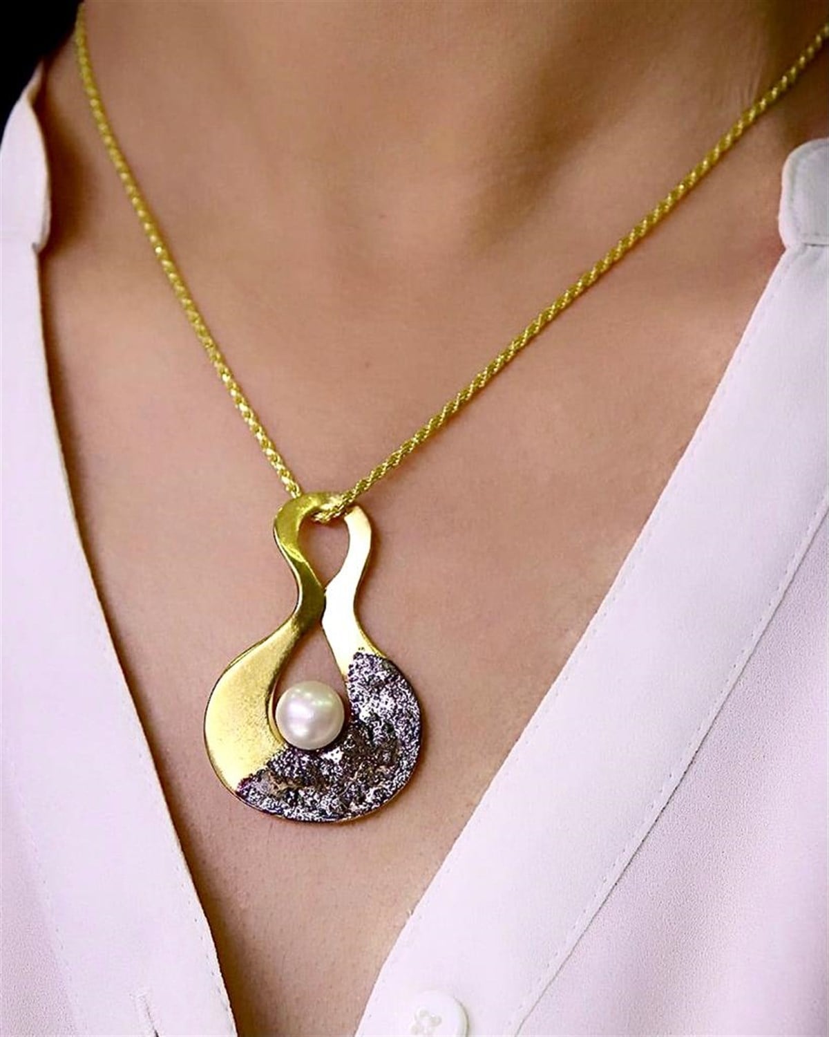 İncili Tasarım Kolye