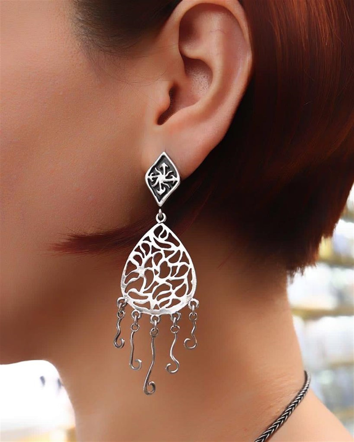 Otantik Tasarım Sallantılı Küpe