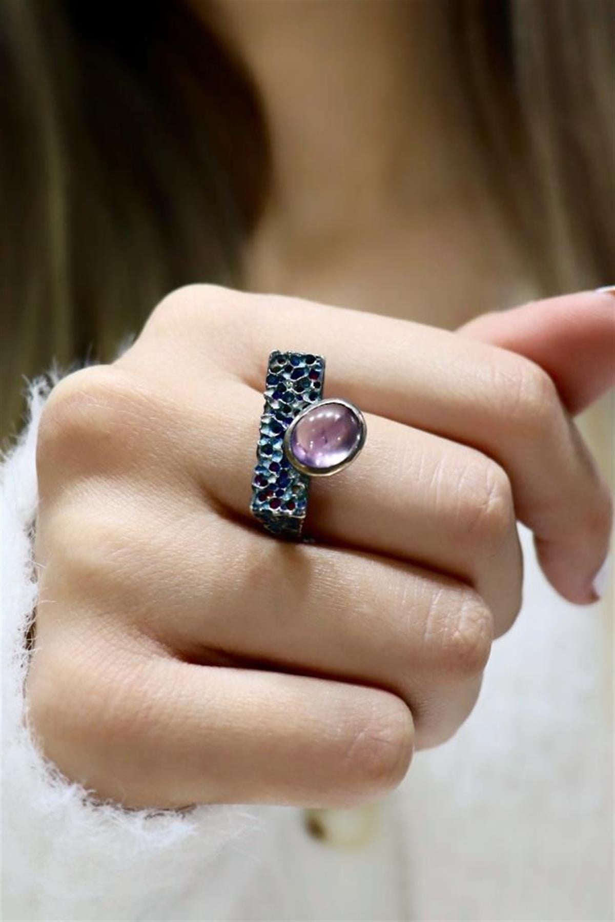 Oval Ametist Taşlı Yüzük
