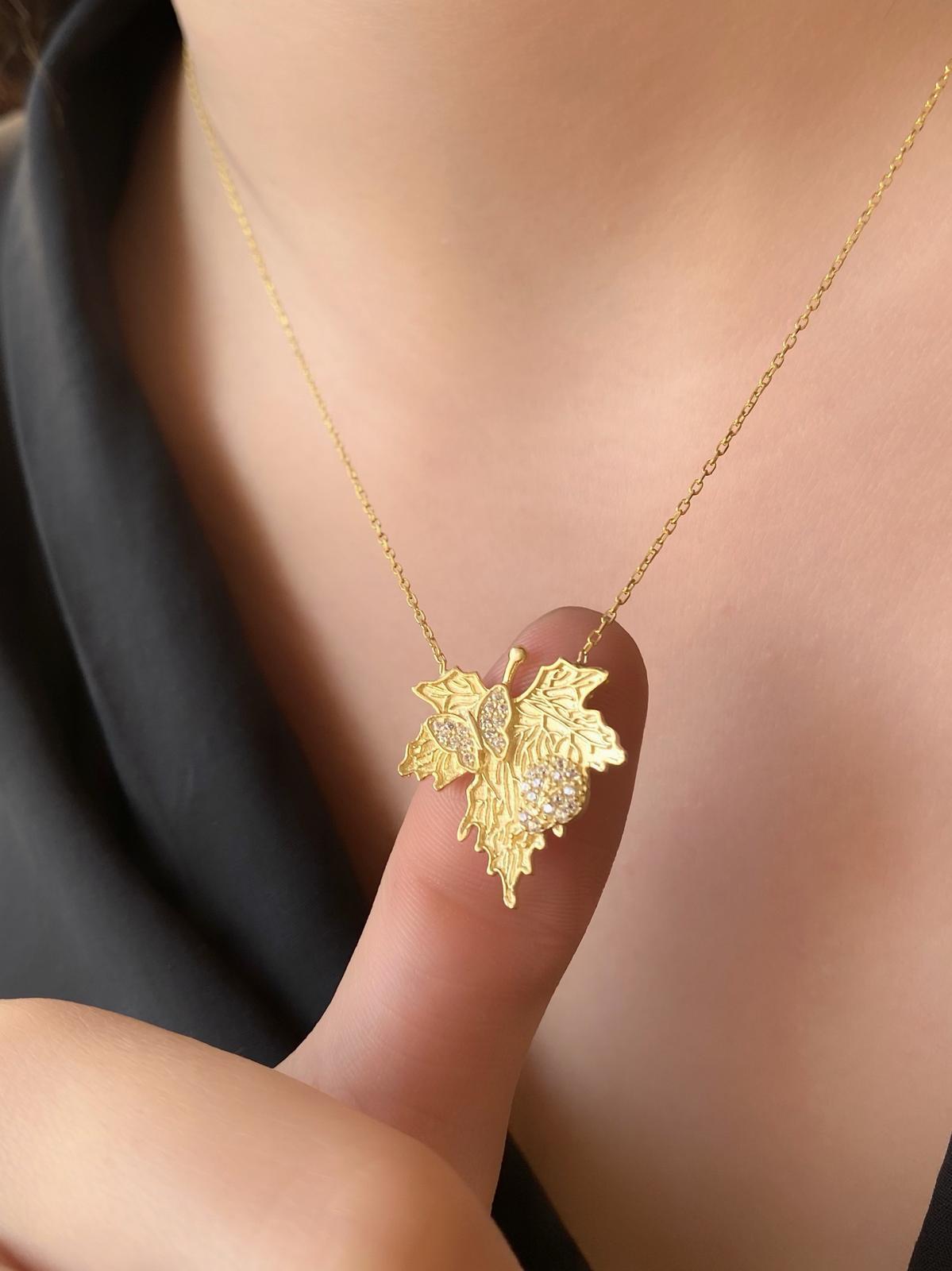 Çınar Yaprağı Kolye