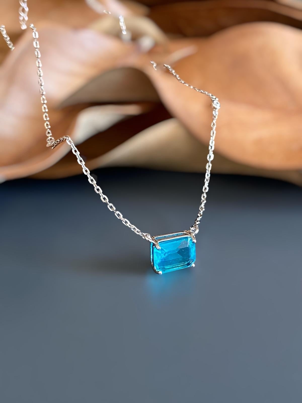 Mavi Baget Taşlı Kolye