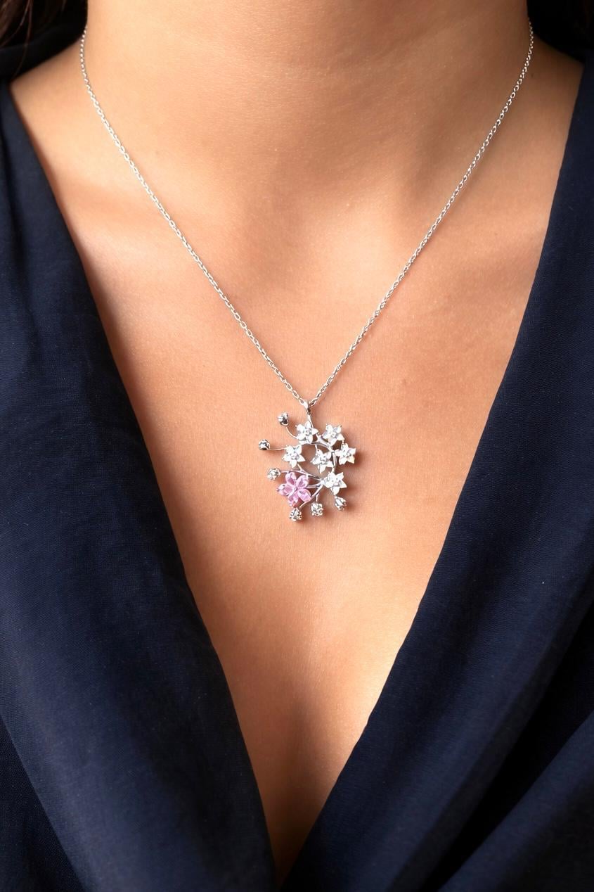 Mineli Çiçek Kolye