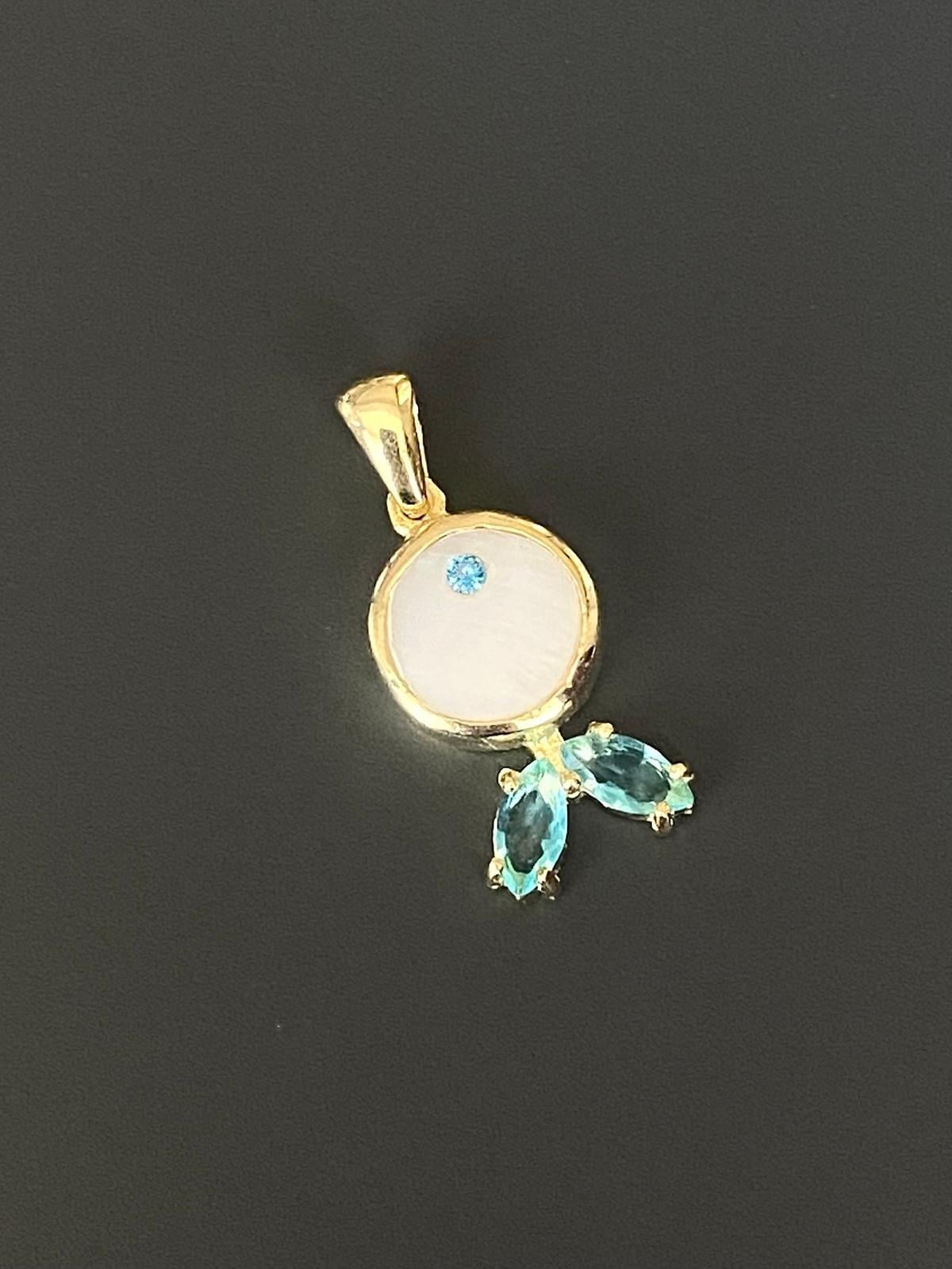 Sedef Ve Aquamarine Balık Kolye Ucu