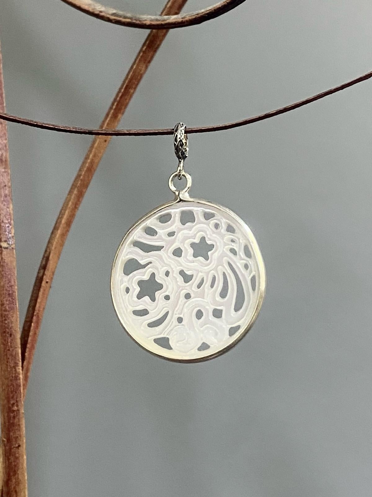 Testere İşi Sedef Kolye Ucu