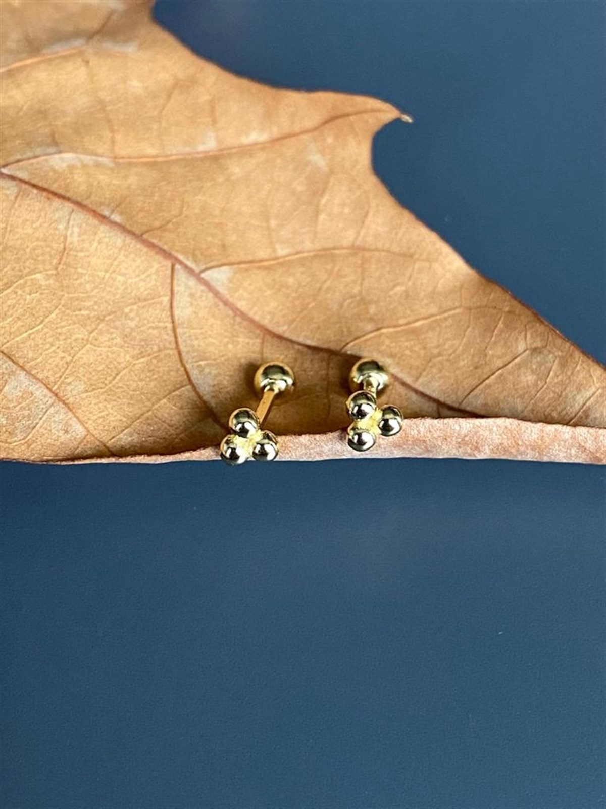 Üç Güverseli Piercing 