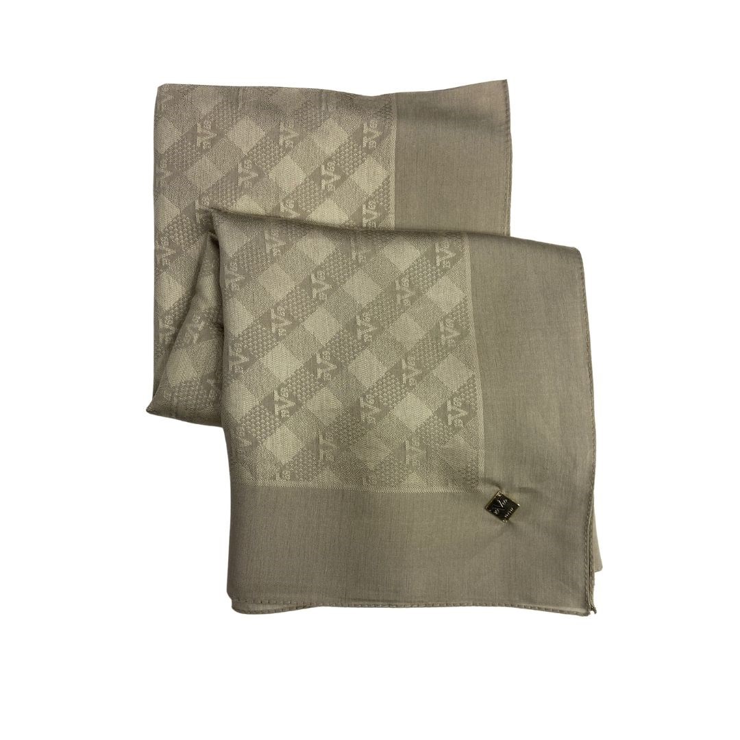 EŞARPDüz Renk Jakarlı Yün Seri Eşarp Askısı ile Birlikte 120x120 cm