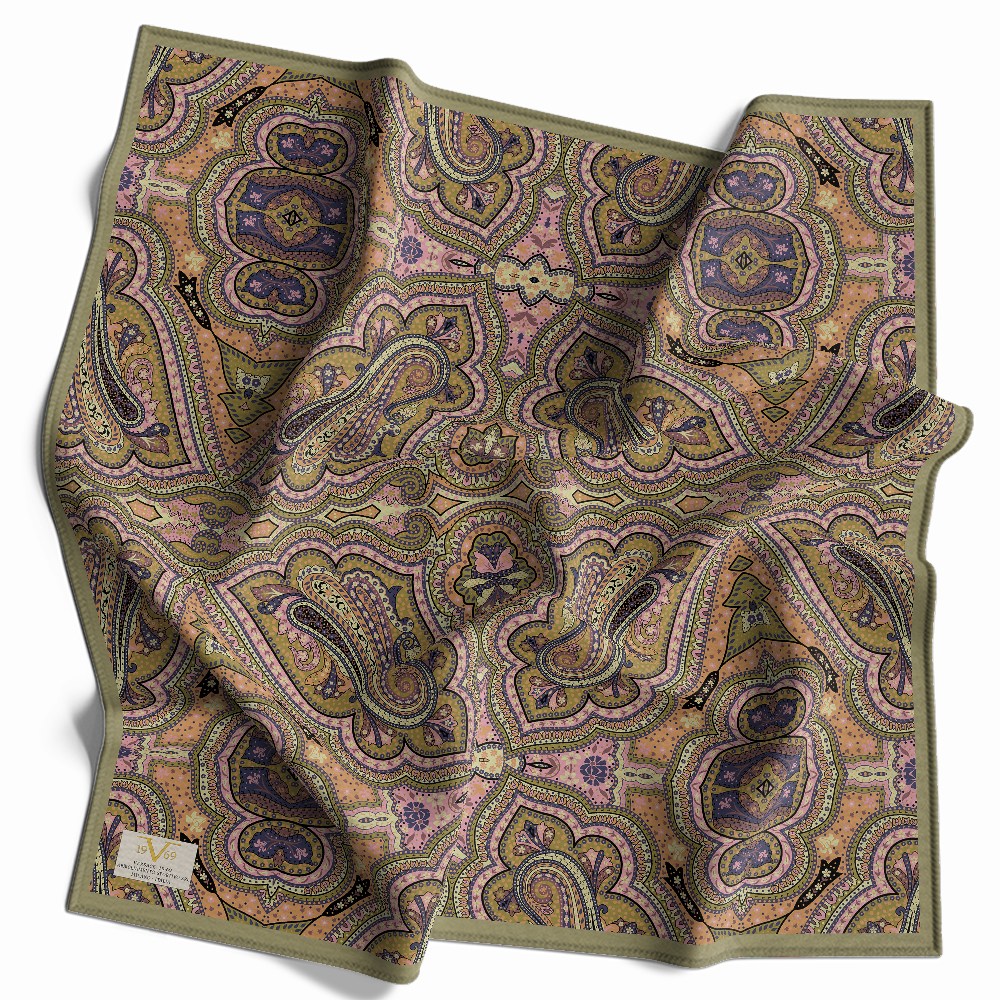 ŞALEtro Desen WOOLLY Seri Eşarp Askısı İle Birlikte 94X94 cm