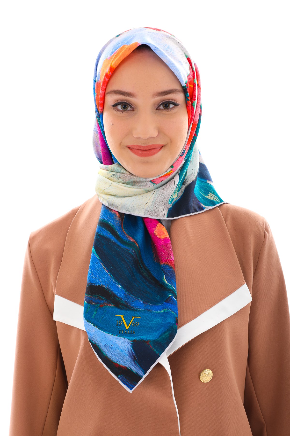 EŞARPÇiçekli Desen Gold Seri Twill Eşarp Askısı ile Birlikte 90x90 cm