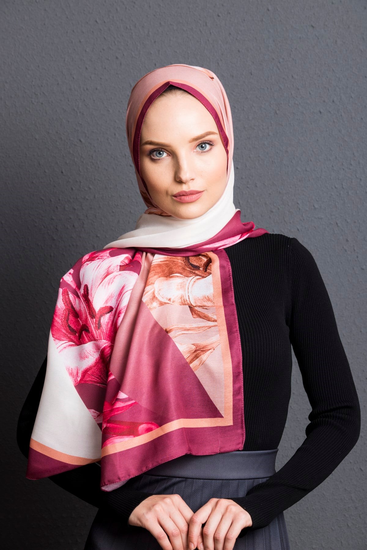 PAVIA ŞALÇiçekli Desen Pavia Seri Şal Askısı ile Birlikte 90X200 cm