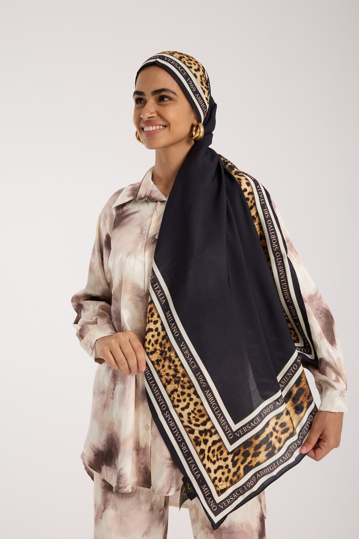 ŞALDesenli Modal Seri Şal Askısı İle Birlikte 75x200 cm