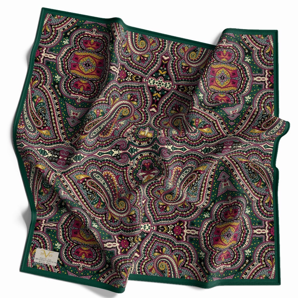 ŞALEtro Desen WOOLLY Seri Eşarp Askısı İle Birlikte 94X94 cm