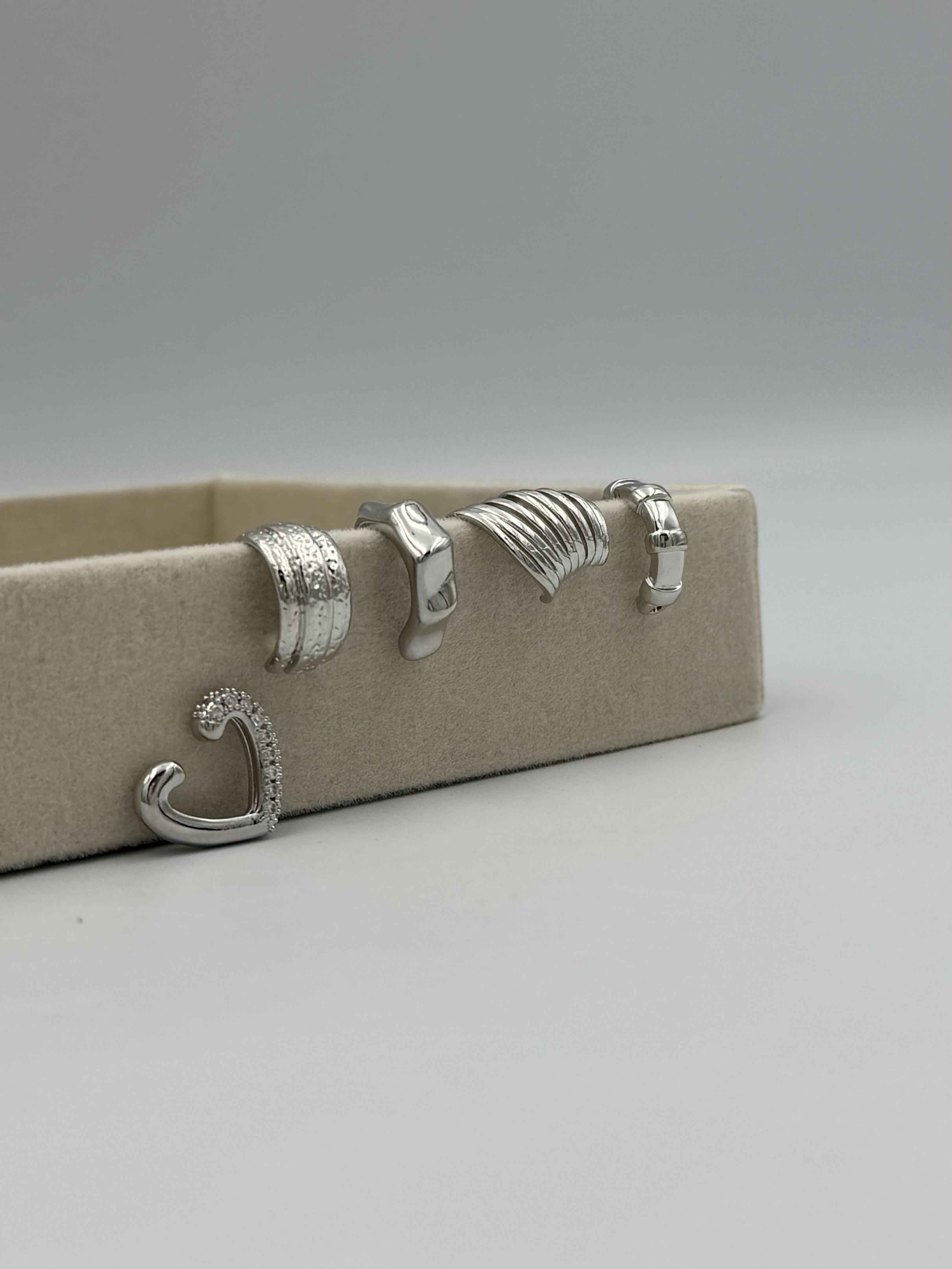 Earcuff