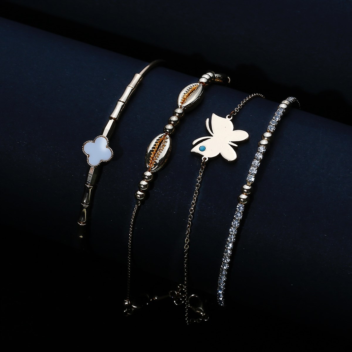 Bilekliğini seç! :)