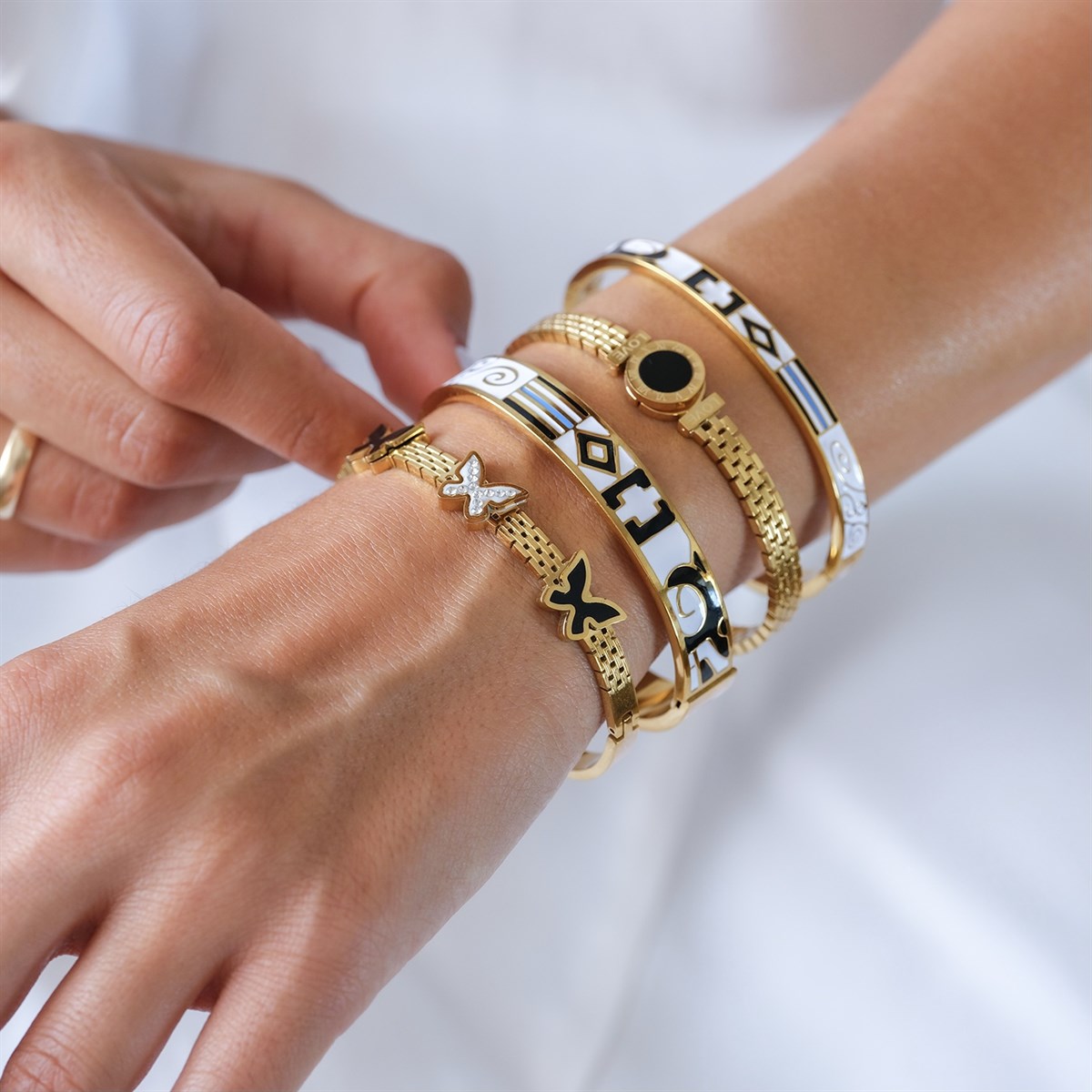 Bilekliğini seç! :)