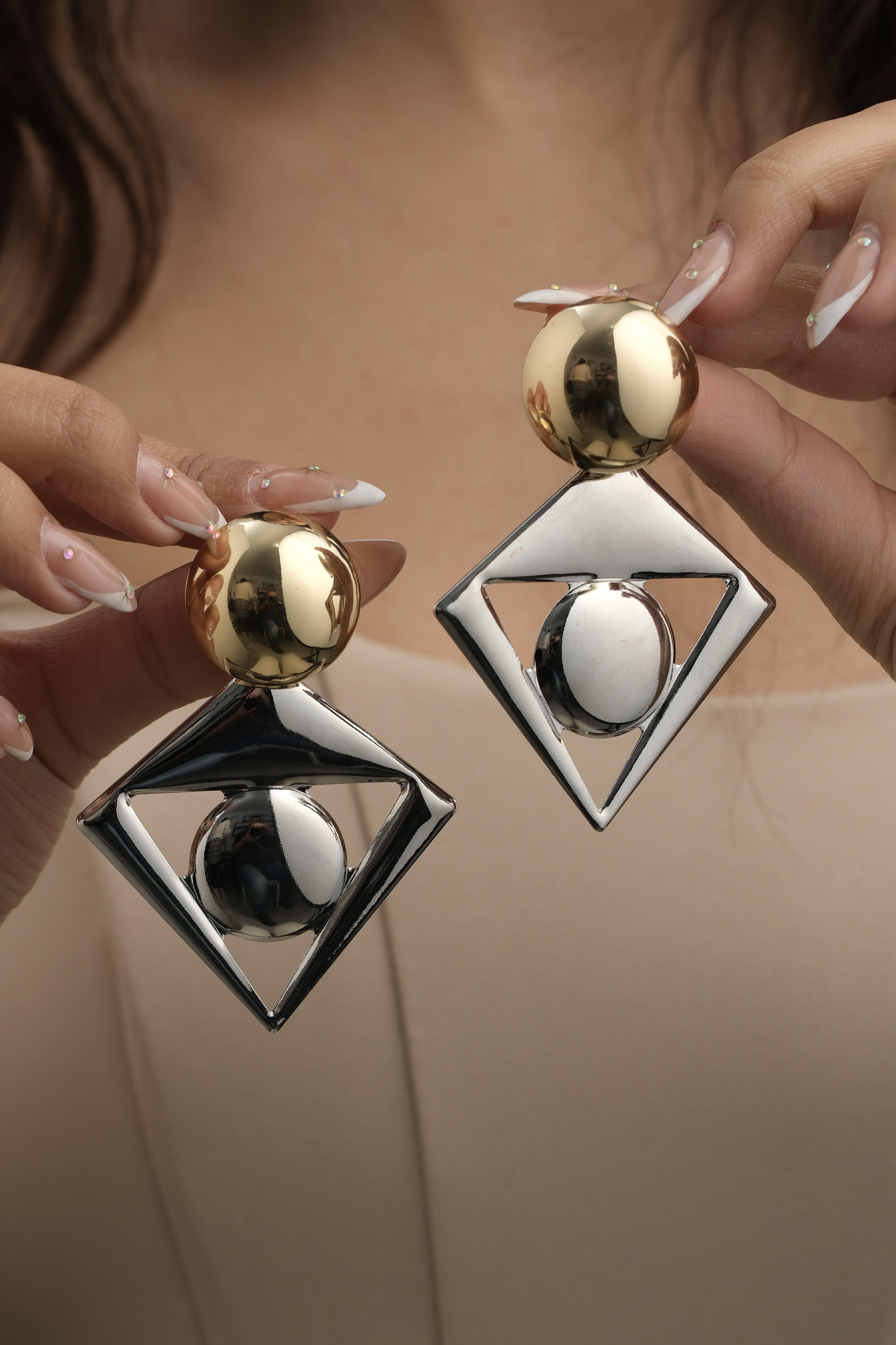 Çift Renk Büyük Geometrik Küpe